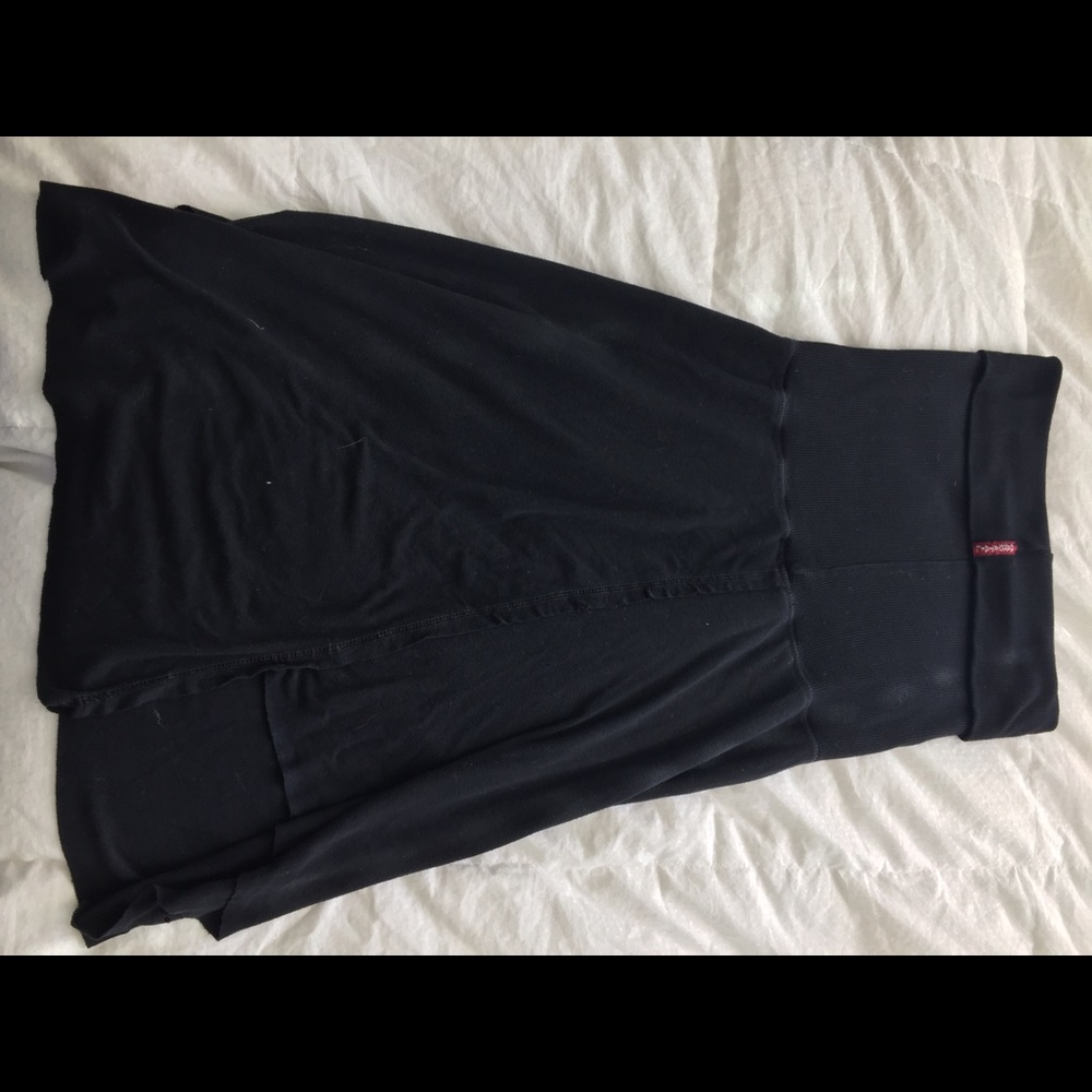 Black skirt